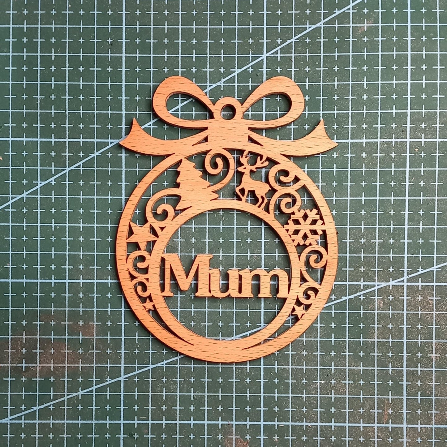 Laser-Cut Wooden Christmas Tree Decoration Bauble - Grandma, Grandad, Mummy, Daddy, etc.